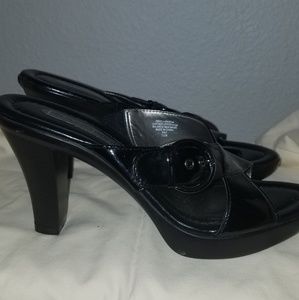 Bandolino Heeled Sandals